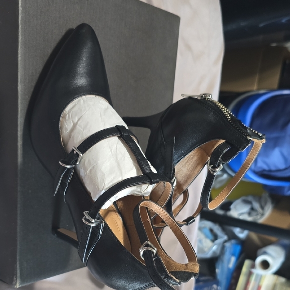 Corso Como Black Strappy Heels - Picture 5 of 7